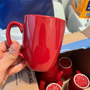 Corelle Coffee mugs -8 red, unused but no tags